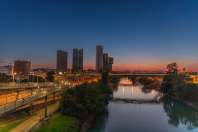 Foto vom Sonnenuntergang, aufgenommen vom Gaswerkssteg in Wien